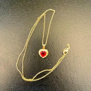 NWOT pretty necklace. Birthday stone? Never worn.